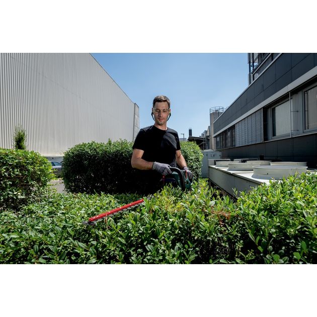 Metabo Кусторіз акумуляторний HS 18 LTX BL 55, 18В, 55см, крок різу 21мм, довжина різу 50см, 4кг, фото , изображение 6 | SNABZHENIE.com.ua Metabo Кусторіз акумуляторний HS 18 LTX BL 55, 18В, 55см, крок різу 21мм, довжина різу 50см, 4кг, фото , изображение 6 | SNABZHENIE.com.ua