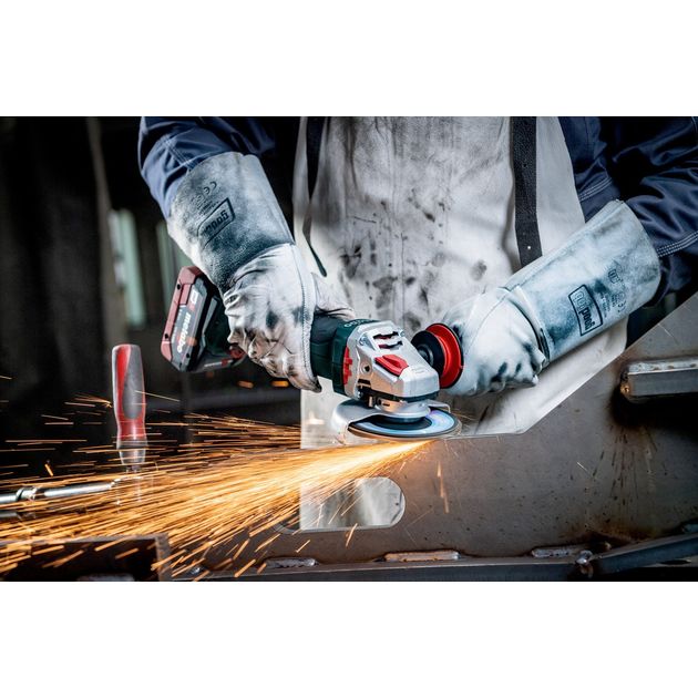 Metabo Шліфмашина кутова акумуляторна WVB 18 LTX BL 15-125 Quick, 125мм, 18В 2*5.5Ач, 2500-10000об/хв, М14, metaBOX 165 L, 2кг, фото , изображение 5 | SNABZHENIE.com.ua Metabo Шліфмашина кутова акумуляторна WVB 18 LTX BL 15-125 Quick, 125мм, 18В 2*5.5Ач, 2500-10000об/хв, М14, metaBOX 165 L, 2кг, фото , изображение 5 | SNABZHENIE.com.ua