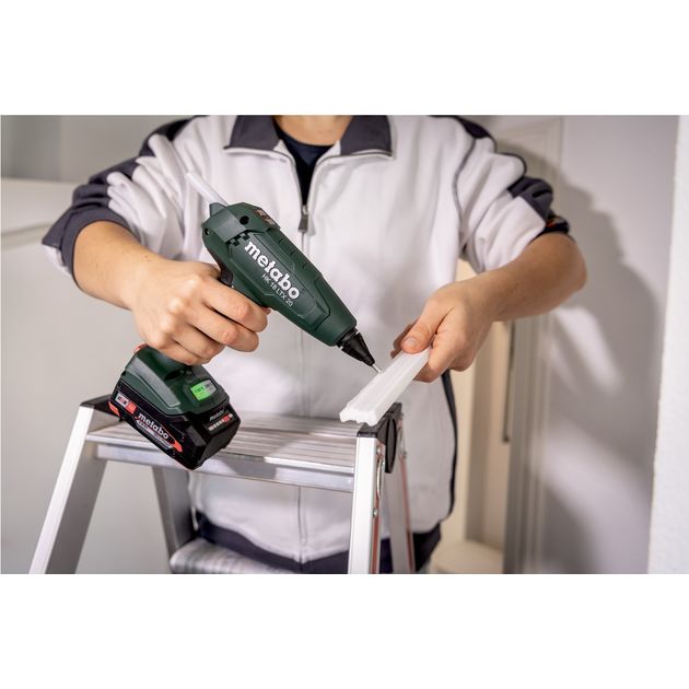 Metabo Клеєвий пістолет акумуляторний HK 18 LTX 20, 18В, діаметр 11мм, 20г/хв, 200/130 градусів, 0.4кг, без АКБ та ЗП, фото , изображение 9 | SNABZHENIE.com.ua Metabo Клеєвий пістолет акумуляторний HK 18 LTX 20, 18В, діаметр 11мм, 20г/хв, 200/130 градусів, 0.4кг, без АКБ та ЗП, фото , изображение 9 | SNABZHENIE.com.ua