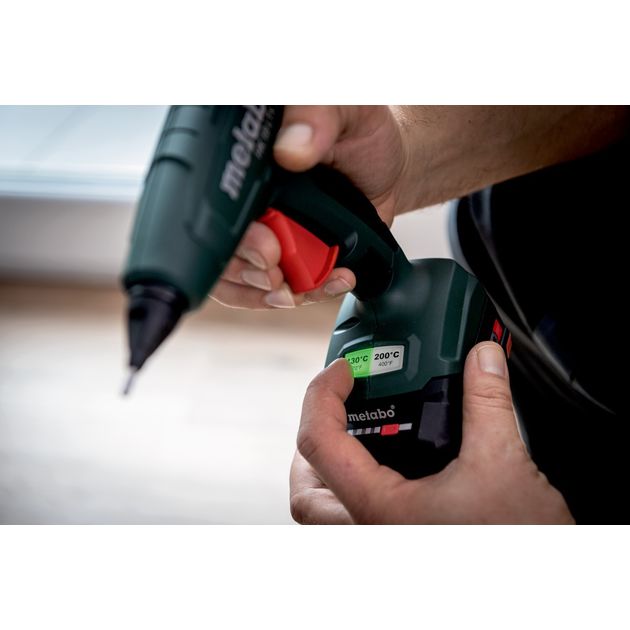 Metabo Клеєвий пістолет акумуляторний HK 18 LTX 20, 18В, діаметр 11мм, 20г/хв, 200/130 градусів, 0.4кг, без АКБ та ЗП, фото , изображение 3 | SNABZHENIE.com.ua Metabo Клеєвий пістолет акумуляторний HK 18 LTX 20, 18В, діаметр 11мм, 20г/хв, 200/130 градусів, 0.4кг, без АКБ та ЗП, фото , изображение 3 | SNABZHENIE.com.ua