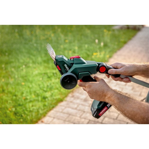 Metabo Ножиці для трави акумуляторні SGS 18 LTX Q, 18В, лезо 11.5 см, + насадка для кустів 20см, 0.8кг, без АКБ та ЗП, фото , изображение 7 | SNABZHENIE.com.ua Metabo Ножиці для трави акумуляторні SGS 18 LTX Q, 18В, лезо 11.5 см, + насадка для кустів 20см, 0.8кг, без АКБ та ЗП, фото , изображение 7 | SNABZHENIE.com.ua