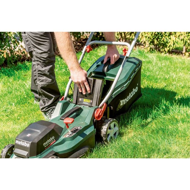 Metabo Газонокосарка акумуляторна RM 36-18 LTX BL 36, 18В, 36см, 45л, 20-70мм, 12.6кг, Без АКБ та ЗП, фото , изображение 7 | SNABZHENIE.com.ua Metabo Газонокосарка акумуляторна RM 36-18 LTX BL 36, 18В, 36см, 45л, 20-70мм, 12.6кг, Без АКБ та ЗП, фото , изображение 7 | SNABZHENIE.com.ua