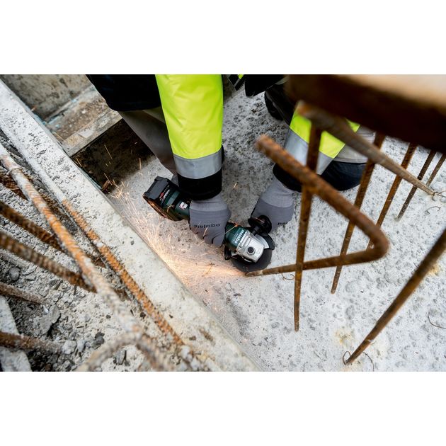 Metabo Шліфмашина кутова акумуляторна W 18 L 9-125 QUICK, 125мм, Li-Power, 2*18В, 5.2Аг, 2.3кг, фото , изображение 7 | SNABZHENIE.com.ua Metabo Шліфмашина кутова акумуляторна W 18 L 9-125 QUICK, 125мм, Li-Power, 2*18В, 5.2Аг, 2.3кг, фото , изображение 7 | SNABZHENIE.com.ua