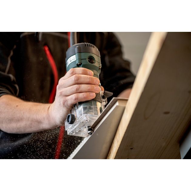 Metabo Фрезер FM 500-6, 500Вт, 6мм, 32000об/хв, висота ходу 40мм, 1.3кг, фото , изображение 10 | SNABZHENIE.com.ua Metabo Фрезер FM 500-6, 500Вт, 6мм, 32000об/хв, висота ходу 40мм, 1.3кг, фото , изображение 10 | SNABZHENIE.com.ua