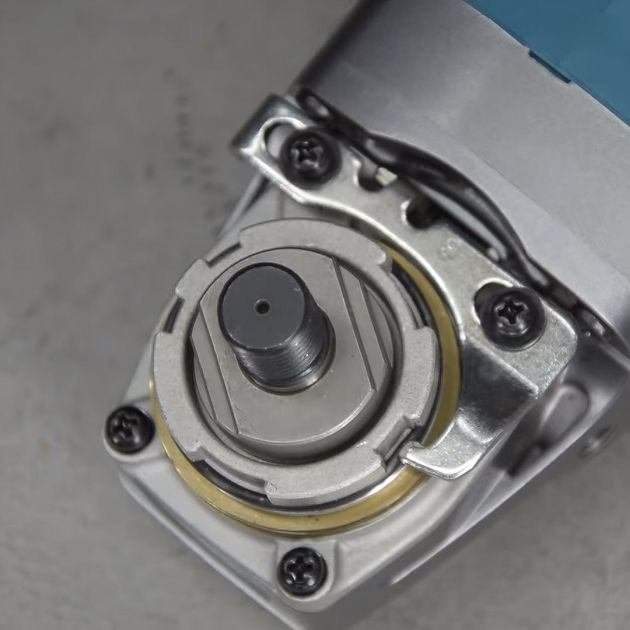 Makita Шліфмашина кутова акумуляторна XXGT 40 V MAX GA023GM201, фото , зображення 10 | SNABZHENIE.com.ua Makita Шліфмашина кутова акумуляторна XXGT 40 V MAX GA023GM201, фото , зображення 10 | SNABZHENIE.com.ua