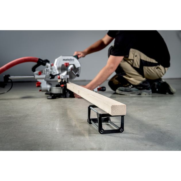Metabo Пила торцювальна KGS 216 M з протяжкою, 1200Вт, диск 215мм, пропил 70/40мм, 13/4кг, фото , изображение 8 | SNABZHENIE.com.ua Metabo Пила торцювальна KGS 216 M з протяжкою, 1200Вт, диск 215мм, пропил 70/40мм, 13/4кг, фото , изображение 8 | SNABZHENIE.com.ua