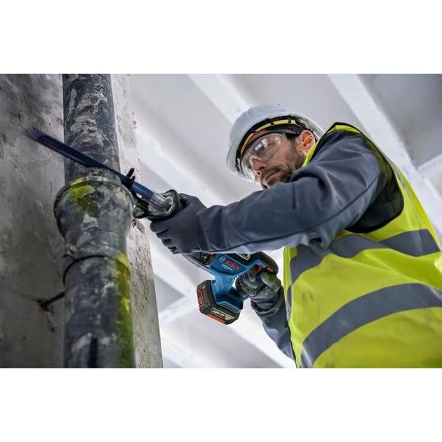 Bosch Пила шабельна акумуляторна GSA 185-LI, 18 В, пропил 230мм, хід 28мм, 3.2кг без АКБ та ЗП, фото , зображення 6 | SNABZHENIE.com.ua Bosch Пила шабельна акумуляторна GSA 185-LI, 18 В, пропил 230мм, хід 28мм, 3.2кг без АКБ та ЗП, фото , зображення 6 | SNABZHENIE.com.ua