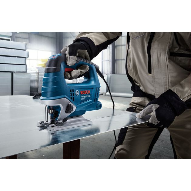 Bosch Лобзик Professional GST 750, 520Вт, SDS, 800-3200 об/м, хід 20 мм, 2.29кг, у кейсі, фото , зображення 7 | SNABZHENIE.com.ua Bosch Лобзик Professional GST 750, 520Вт, SDS, 800-3200 об/м, хід 20 мм, 2.29кг, у кейсі, фото , зображення 7 | SNABZHENIE.com.ua