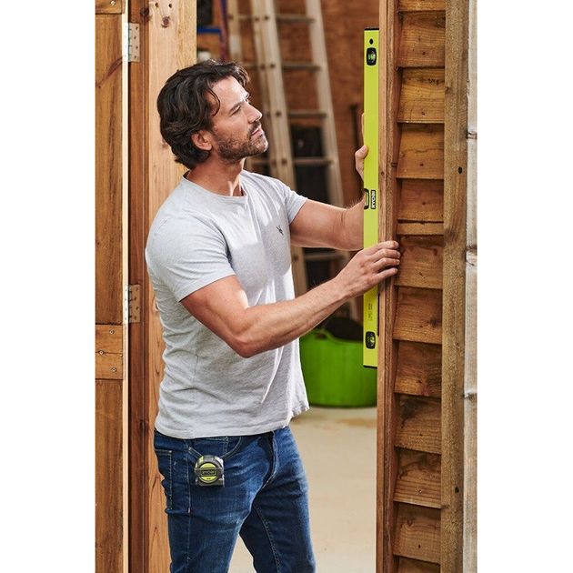 Ryobi Рівень RSL80, 80см, 3 капсули, точність 0.5мм/м, фото , зображення 4 | SNABZHENIE.com.ua Ryobi Рівень RSL80, 80см, 3 капсули, точність 0.5мм/м, фото , зображення 4 | SNABZHENIE.com.ua
