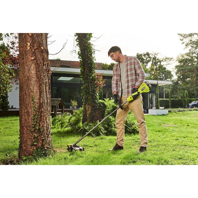 Ryobi Тример садовий акумуляторний Ryobi RY18LTX38A-0 ONE+ НР 18В безщітковий 38см(ліска) технології Whisper 3.6кг (без АКБ та ЗП), фото , зображення 3 | SNABZHENIE.com.ua Ryobi Тример садовий акумуляторний Ryobi RY18LTX38A-0 ONE+ НР 18В безщітковий 38см(ліска) технології Whisper 3.6кг (без АКБ та ЗП), фото , зображення 3 | SNABZHENIE.com.ua