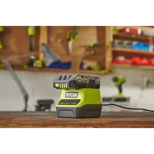 Ryobi Зарядний пристрій ONE+ RC18-120 18В 2А (unpacked), фото , изображение 3 | SNABZHENIE.com.ua Ryobi Зарядний пристрій ONE+ RC18-120 18В 2А (unpacked), фото , изображение 3 | SNABZHENIE.com.ua