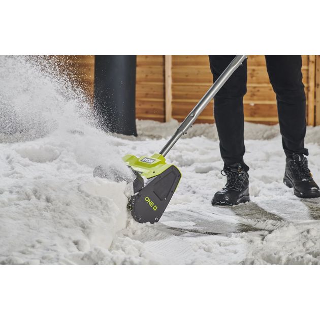 Ryobi Снігоприбирач акумуляторний RY18ST25A-0 18В ONE+ ширина 25см викид 6м глибина 15см 7.7кг без АКБ та ЗП, фото , зображення 4 | SNABZHENIE.com.ua Ryobi Снігоприбирач акумуляторний RY18ST25A-0 18В ONE+ ширина 25см викид 6м глибина 15см 7.7кг без АКБ та ЗП, фото , зображення 4 | SNABZHENIE.com.ua