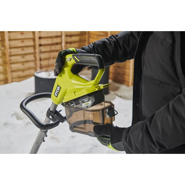 Ryobi Снігоприбирач акумуляторний RY18ST25A-0 18В ONE+ ширина 25см викид 6м глибина 15см 7.7кг без АКБ та ЗП, фото , зображення 5 | SNABZHENIE.com.ua Ryobi Снігоприбирач акумуляторний RY18ST25A-0 18В ONE+ ширина 25см викид 6м глибина 15см 7.7кг без АКБ та ЗП, фото , зображення 5 | SNABZHENIE.com.ua