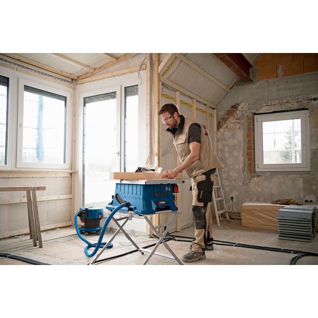 Bosch Стіл розпилювальний акумуляторний GTS 18V-216 18В диск 216 мм 4500 об·хв 21.6 кг, фото , изображение 4 | SNABZHENIE.com.ua Bosch Стіл розпилювальний акумуляторний GTS 18V-216 18В диск 216 мм 4500 об·хв 21.6 кг, фото , изображение 4 | SNABZHENIE.com.ua