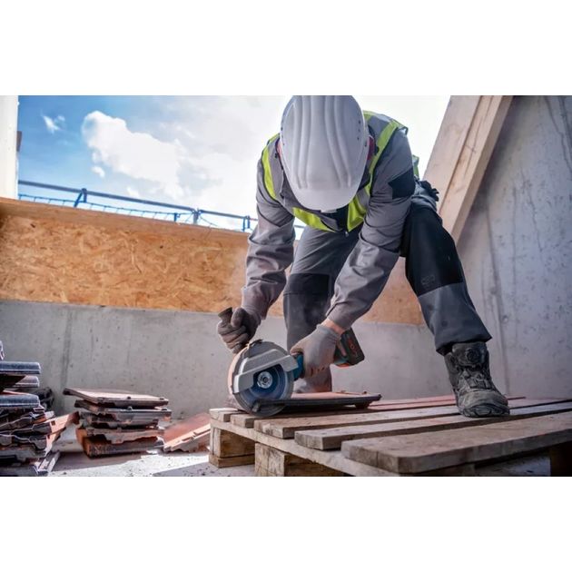 Bosch Шліфмашина кутова акумуляторна GWS 182P 125 мм 18В 2800-9000об·хв без АКБ та ЗП 1,7кг, фото , изображение 6 | SNABZHENIE.com.ua Bosch Шліфмашина кутова акумуляторна GWS 182P 125 мм 18В 2800-9000об·хв без АКБ та ЗП 1,7кг, фото , изображение 6 | SNABZHENIE.com.ua