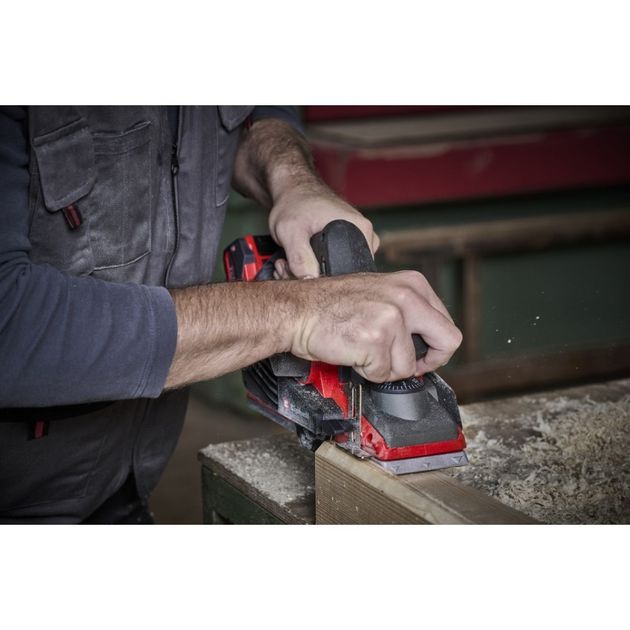 Einhell Рубанок акумуляторний Einhell TP-PL 18/3 Li BL - Solo PXC 18В 82мм до 2мм 2.63кг без АКБ та ЗП, фото , изображение 6 | SNABZHENIE.com.ua Einhell Рубанок акумуляторний Einhell TP-PL 18/3 Li BL - Solo PXC 18В 82мм до 2мм 2.63кг без АКБ та ЗП, фото , изображение 6 | SNABZHENIE.com.ua
