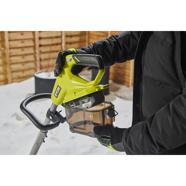 Ryobi Снігоприбирач акумуляторний ONE+ RY18ST25A-140 18В акб 1х4А·год ширина 25см викид 6м глибина 15см 5.3кг, фото , зображення 4 | SNABZHENIE.com.ua Ryobi Снігоприбирач акумуляторний ONE+ RY18ST25A-140 18В акб 1х4А·год ширина 25см викид 6м глибина 15см 5.3кг, фото , зображення 4 | SNABZHENIE.com.ua