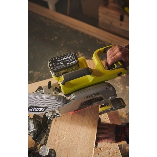Ryobi Пила торцювальна акумуляторна ONE+ R18MS216-0 18В диск 216мм лазер 14.4кг без АКБ та ЗП, фото , изображение 4 | SNABZHENIE.com.ua Ryobi Пила торцювальна акумуляторна ONE+ R18MS216-0 18В диск 216мм лазер 14.4кг без АКБ та ЗП, фото , изображение 4 | SNABZHENIE.com.ua