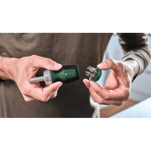 Bosch Викрутка з тріскачкою, 6 насадок, руків'я TPR , 111мм, сталь CrV, фото , зображення 3 | SNABZHENIE.com.ua Bosch Викрутка з тріскачкою, 6 насадок, руків'я TPR , 111мм, сталь CrV, фото , зображення 3 | SNABZHENIE.com.ua