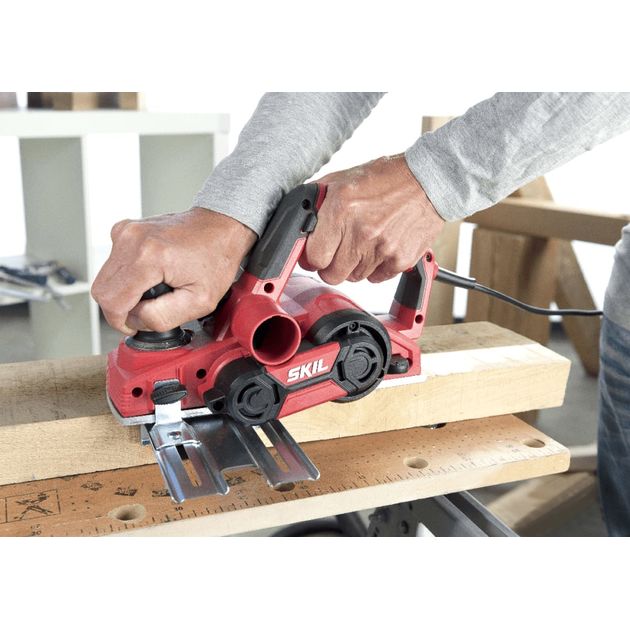 Skil Рубанок 1590 AA 710Вт 82мм стругання до 2мм 2.6кг, фото , изображение 3 | SNABZHENIE.com.ua Skil Рубанок 1590 AA 710Вт 82мм стругання до 2мм 2.6кг, фото , изображение 3 | SNABZHENIE.com.ua
