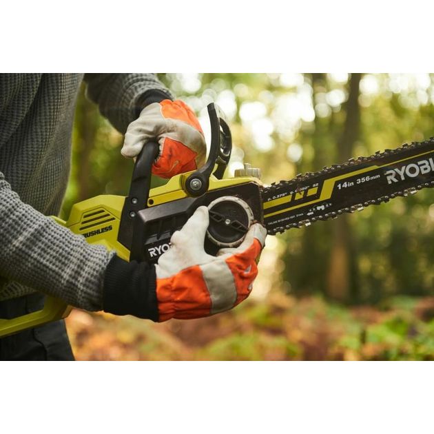 Ryobi Пила ланцюгова акумуляторна Max Power RY36CSX35A-150 36В 35см 1х5А·год 4кг, фото , изображение 3 | SNABZHENIE.com.ua Ryobi Пила ланцюгова акумуляторна Max Power RY36CSX35A-150 36В 35см 1х5А·год 4кг, фото , изображение 3 | SNABZHENIE.com.ua