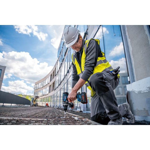 Bosch Шурупокрут-дриль акумуляторний GSR 150С 18V 2х8.0А·год 84·150Нм 0·2200об·хв кейс ЗП 2.1кг, фото , зображення 6 | SNABZHENIE.com.ua