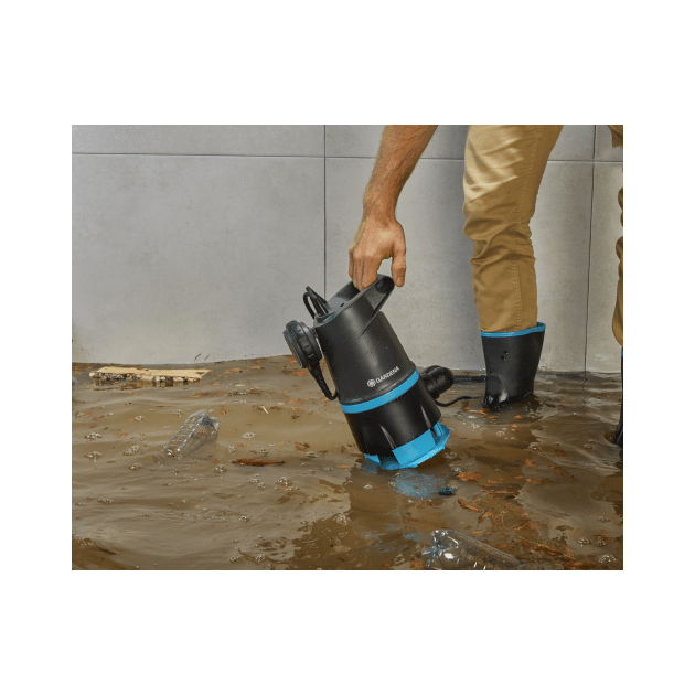 Насос дренажный Gardena 20000 Basic 2-в-1 для чистой и грязной воды, фото , зображення 5 | SNABZHENIE.com.ua Насос дренажный Gardena 20000 Basic 2-в-1 для чистой и грязной воды, фото , зображення 5 | SNABZHENIE.com.ua