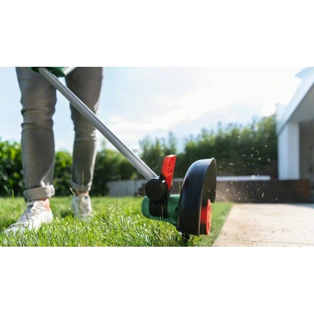 Bosch Тример садовий акумуляторний UniversalGrassCut 18V-260 1х2.5А·год 26см 2.3кг, фото , зображення 9 | SNABZHENIE.com.ua Bosch Тример садовий акумуляторний UniversalGrassCut 18V-260 1х2.5А·год 26см 2.3кг, фото , зображення 9 | SNABZHENIE.com.ua