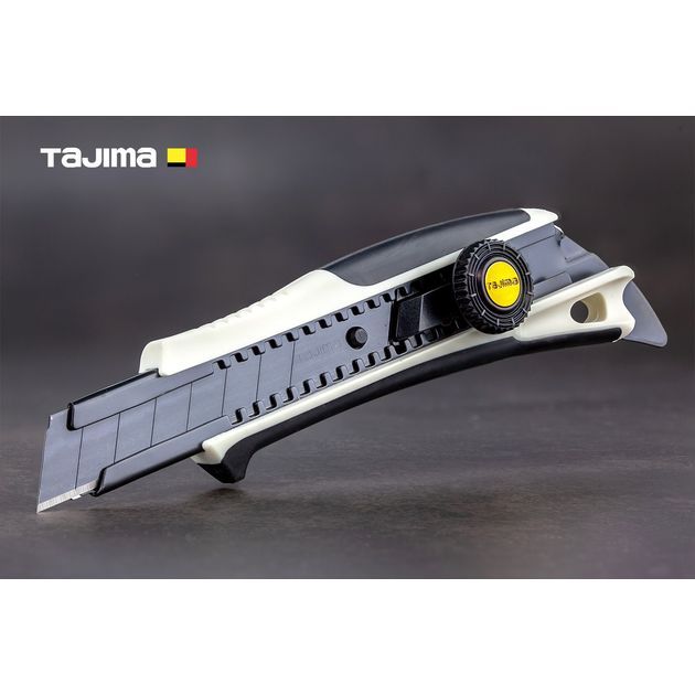 Нож строительный 18 мм TAJIMA DORAFIN (Япония) DFC-L561W винтовой фиксатор, фото  | SNABZHENIE.com.ua