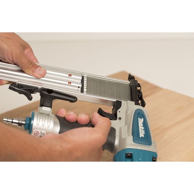 Makita AF 505 N пневматический, 15-50мм, фото , изображение 8 | SNABZHENIE.com.ua Makita AF 505 N пневматический, 15-50мм, фото , изображение 8 | SNABZHENIE.com.ua