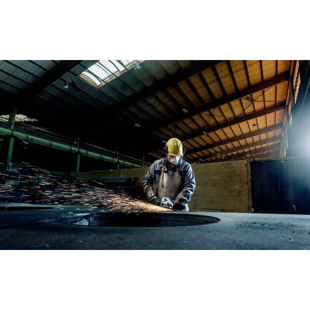 Metabo угловая W 26-230 MVT, 2600Вт, 230мм, антивибрационная система, фото , изображение 5 | SNABZHENIE.com.ua Metabo угловая W 26-230 MVT, 2600Вт, 230мм, антивибрационная система, фото , изображение 5 | SNABZHENIE.com.ua