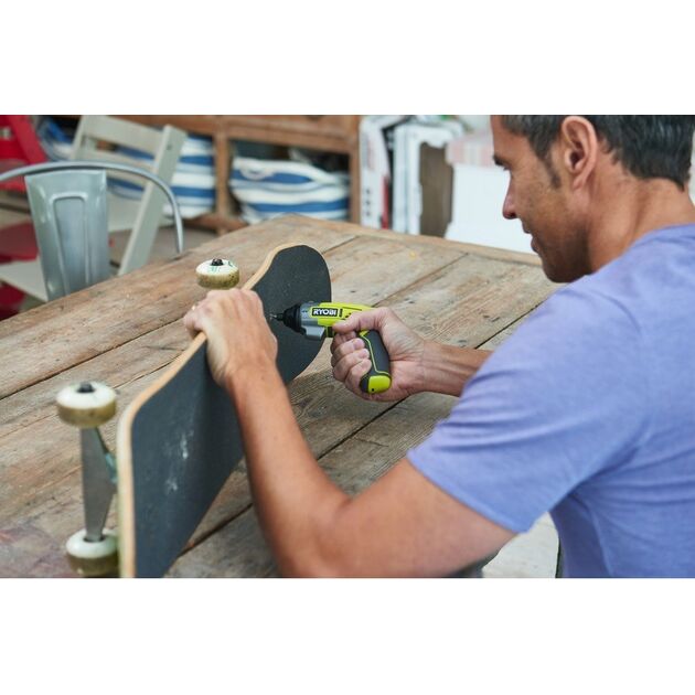 Ryobi Шурупокрут ERGO, 4В, 1.3Аг, 5Нм, 200об/хв, фото , зображення 5 | SNABZHENIE.com.ua