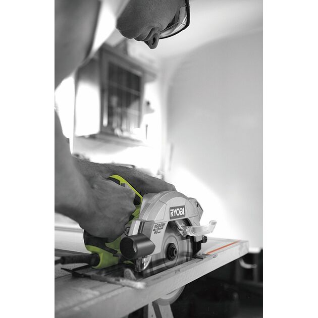 Ryobi Пила дискова RCS1600-PG, 190х24мм, 1600Вт, лазер, 3.7кг, фото , зображення 7 | SNABZHENIE.com.ua Ryobi Пила дискова RCS1600-PG, 190х24мм, 1600Вт, лазер, 3.7кг, фото , зображення 7 | SNABZHENIE.com.ua