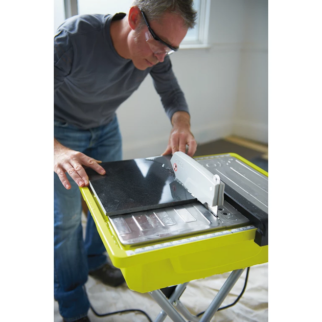 Ryobi Плиткоріз WS721S 500 Вт , диск 178 мм, мокрий різ, фото , изображение 4 | SNABZHENIE.com.ua Ryobi Плиткоріз WS721S 500 Вт , диск 178 мм, мокрий різ, фото , изображение 4 | SNABZHENIE.com.ua