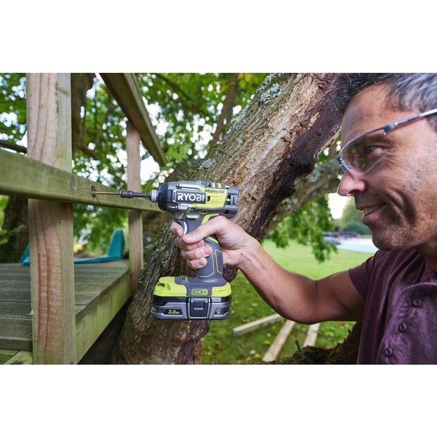 Ryobi Акумулятор ONE+ RB18L30 18В 3.0 А/год Lithium+ HIGH ENERGY, фото , изображение 3 | SNABZHENIE.com.ua Ryobi Акумулятор ONE+ RB18L30 18В 3.0 А/год Lithium+ HIGH ENERGY, фото , изображение 3 | SNABZHENIE.com.ua