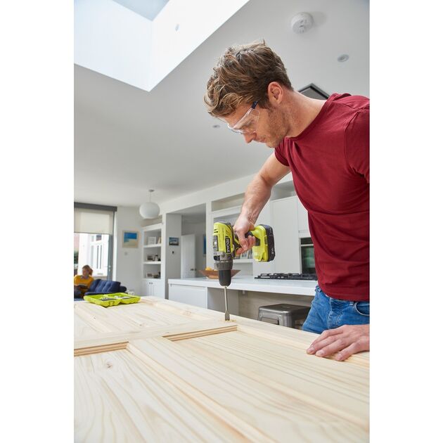 Ryobi Шуруповерт-дриль ONE+ R18PD3-220S 18В, ударний, 50Нм, 2-шв, 2х2.0 Аг,сумка, фото , изображение 3 | SNABZHENIE.com.ua