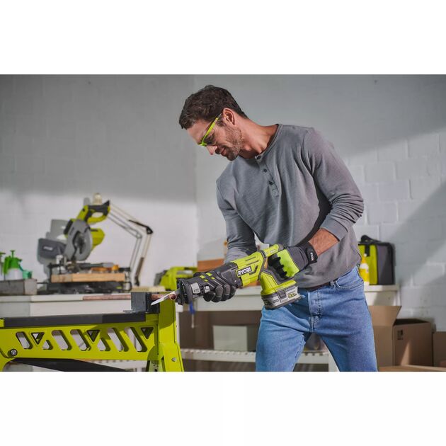 Ryobi Пила шабельна ONE+ R18RS7-0 18В, хід 30мм, 210мм, 3200 об/хв, безщіткова (без АКБ и ЗП), фото , зображення 4 | SNABZHENIE.com.ua Ryobi Пила шабельна ONE+ R18RS7-0 18В, хід 30мм, 210мм, 3200 об/хв, безщіткова (без АКБ и ЗП), фото , зображення 4 | SNABZHENIE.com.ua