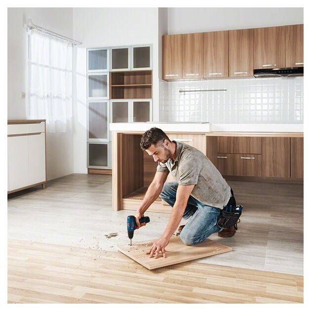 Bosch Professional GSR 120 LI+ ліхтарик GLI 12V-300, фото , зображення 3 | SNABZHENIE.com.ua