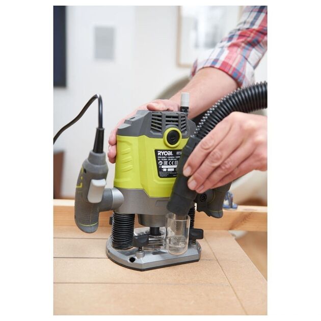 Ryobi Фрезер електричний RRT1600P-K,1600Вт, хід фрези 55 мм,10000-26000 об/хв, фото , изображение 2 | SNABZHENIE.com.ua Ryobi Фрезер електричний RRT1600P-K,1600Вт, хід фрези 55 мм,10000-26000 об/хв, фото , изображение 2 | SNABZHENIE.com.ua