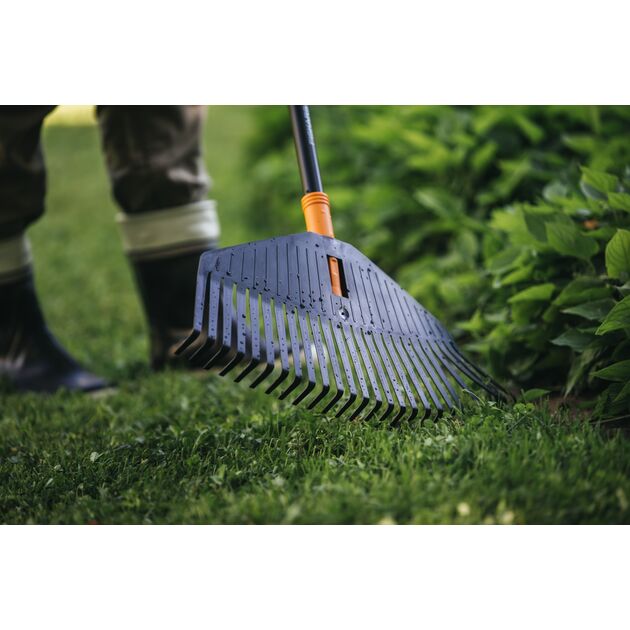 Fiskars Граблі Solid L для листя, 175см, 580г, фото , зображення 10 | SNABZHENIE.com.ua Fiskars Граблі Solid L для листя, 175см, 580г, фото , зображення 10 | SNABZHENIE.com.ua