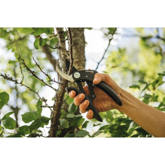Fiskars Секатор площинний PowerLever  P56, фото , зображення 3 | SNABZHENIE.com.ua Fiskars Секатор площинний PowerLever  P56, фото , зображення 3 | SNABZHENIE.com.ua