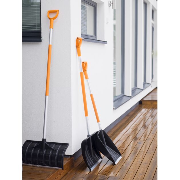 Fiskars Лопата для снігу SnowXpert 152см, 1600г, фото , изображение 10 | SNABZHENIE.com.ua Fiskars Лопата для снігу SnowXpert 152см, 1600г, фото , изображение 10 | SNABZHENIE.com.ua