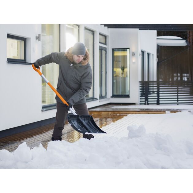 Fiskars Лопата для снігу SnowXpert 152см, 1600г, фото , изображение 3 | SNABZHENIE.com.ua Fiskars Лопата для снігу SnowXpert 152см, 1600г, фото , изображение 3 | SNABZHENIE.com.ua