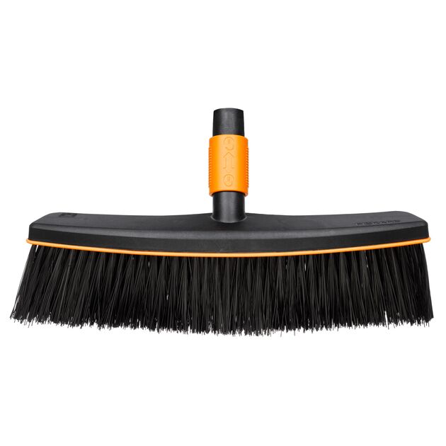 Fiskars Щітка для патио QuikFit, фото  | SNABZHENIE.com.ua