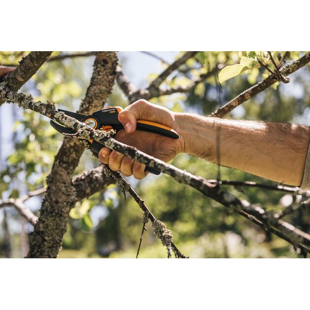 Fiskars Секатор контактний PowerGear PX93 L, фото , зображення 3 | SNABZHENIE.com.ua Fiskars Секатор контактний PowerGear PX93 L, фото , зображення 3 | SNABZHENIE.com.ua