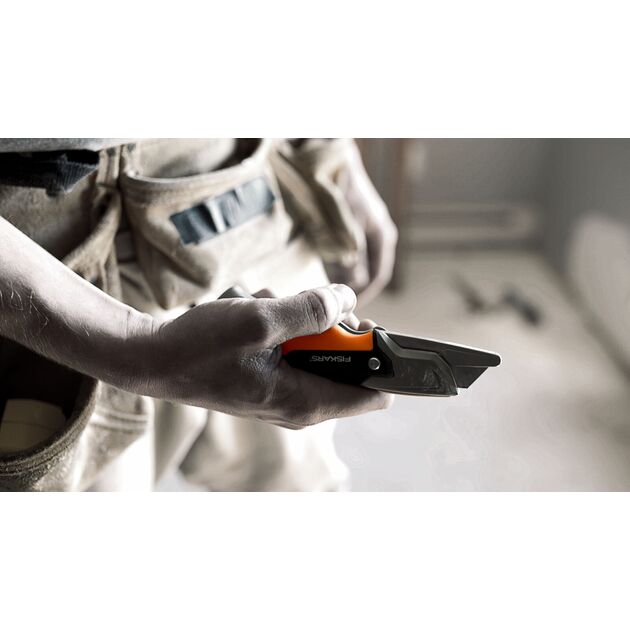 Fiskars Ніж з фіксованим лезом CarbonMax, фото , зображення 9 | SNABZHENIE.com.ua Fiskars Ніж з фіксованим лезом CarbonMax, фото , зображення 9 | SNABZHENIE.com.ua