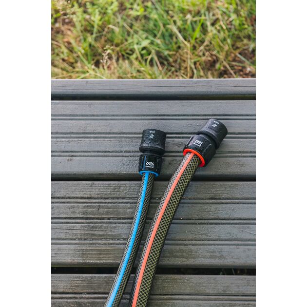 Fiskars Коннектор для шланга 13-15 мм (1/2” - 5/8”) c автостопом FiberComp Watering, фото , зображення 3 | SNABZHENIE.com.ua Fiskars Коннектор для шланга 13-15 мм (1/2” - 5/8”) c автостопом FiberComp Watering, фото , зображення 3 | SNABZHENIE.com.ua