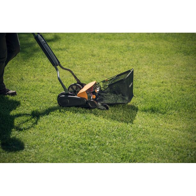 Fiskars Контейнер для трави StaySharp Max, фото , изображение 3 | SNABZHENIE.com.ua