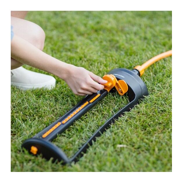 Fiskars Дождеватель водозберігаючий металевий Watering, фото , изображение 3 | SNABZHENIE.com.ua Fiskars Дождеватель водозберігаючий металевий Watering, фото , изображение 3 | SNABZHENIE.com.ua