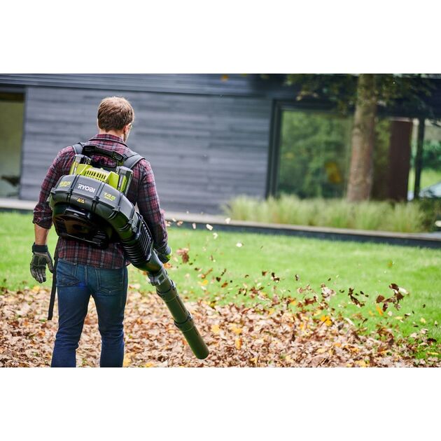 Ryobi Повітродувка ONE+ RY36BPXA-0 ранцева 36В, 232 км/ч, solo (без АКБ і ЗП), фото , зображення 3 | SNABZHENIE.com.ua Ryobi Повітродувка ONE+ RY36BPXA-0 ранцева 36В, 232 км/ч, solo (без АКБ і ЗП), фото , зображення 3 | SNABZHENIE.com.ua